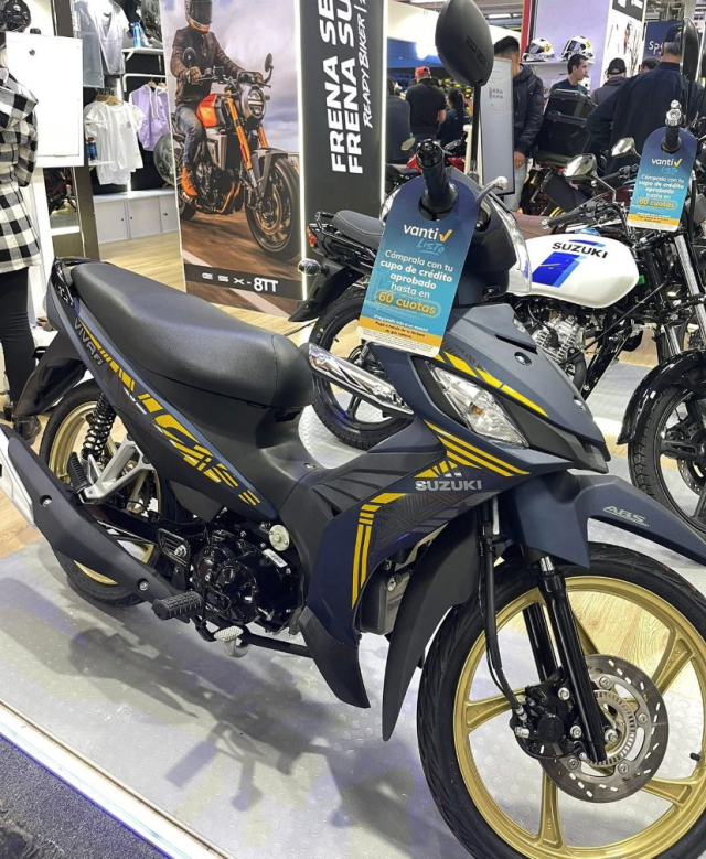 Suzuki chinh thuc ra mat Viva FI ABS hoan toan moi voi gia ban du doan khoang 47 trieu Dong - 9