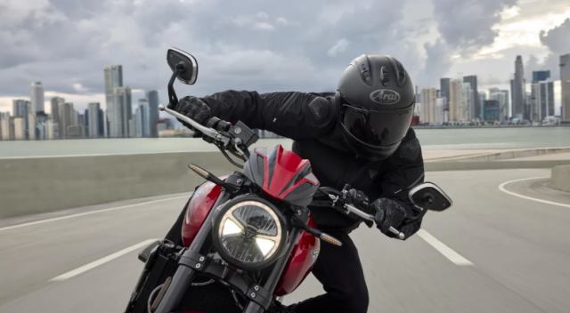 Triumph Trident 800 2026 lo dien Khi ban nang Triple troi day