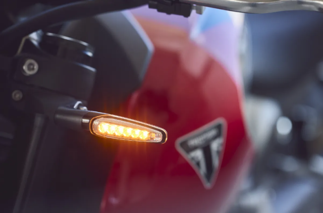 Triumph Trident 800 2026 lo dien Khi ban nang Triple troi day - 10