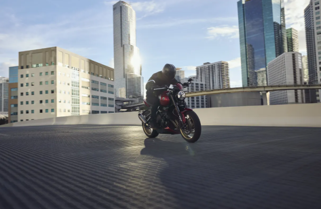 Triumph Trident 800 2026 lo dien Khi ban nang Triple troi day - 14