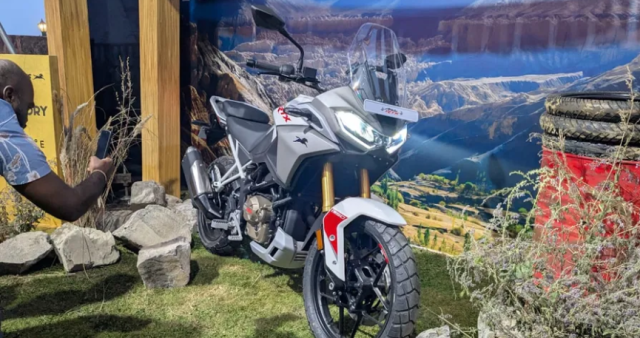 TVS Apache RTX 300 ra mat Tan binh phieu luu hoan toan moi khien anh em phai ngoai nhin