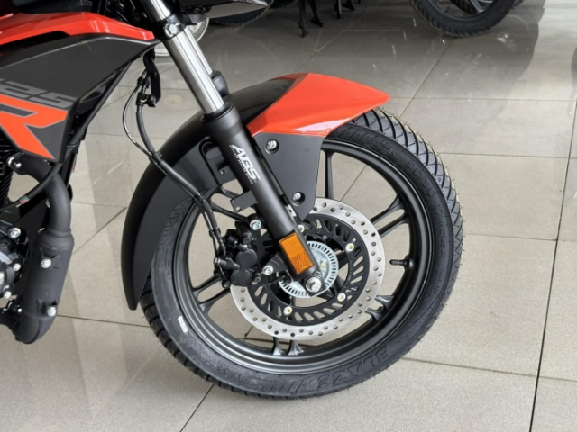 Xuat hien mau Nakedbike 125cc moi gay soc voi gia ban chi tu 24 trieu Dong - 4