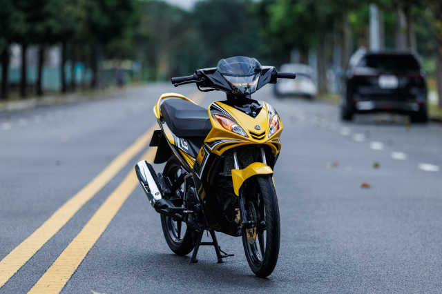 ZHIPAT ra mat bo doi Den LED 135GP Sportline va Den hau Crypton X135 tai MotoGP Malaysia 2025 - 5