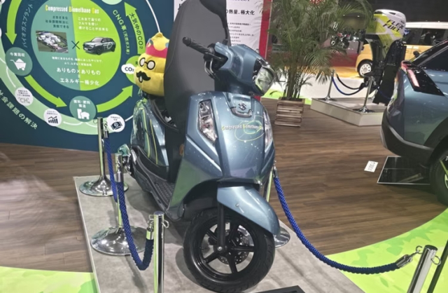 Bat ngo khi Suzuki ra mat Access CNG phien ban chay bang khi nen thien nhien tai JMS 2025 - 4