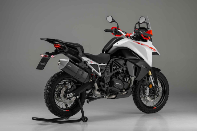 Benelli TRK 602 X trinh lang Khi niem dam me du lich duoc nang len tam cao moi - 6