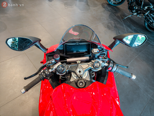 Can canh Ducati Panigale V4 the he moi vua cap ben thi truong Viet Nam voi gia 989 trieu Dong - 40