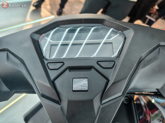 Can canh Honda Air Blade 2026 vua ra mat thi truong Viet Nam voi muc gia hap dan - 10