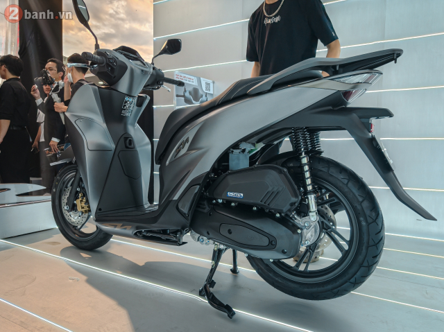 Can canh Honda SH125i va SH160i 2026 voi giao dien hoan toan moi vua ra mat tai nuoc ta - 4