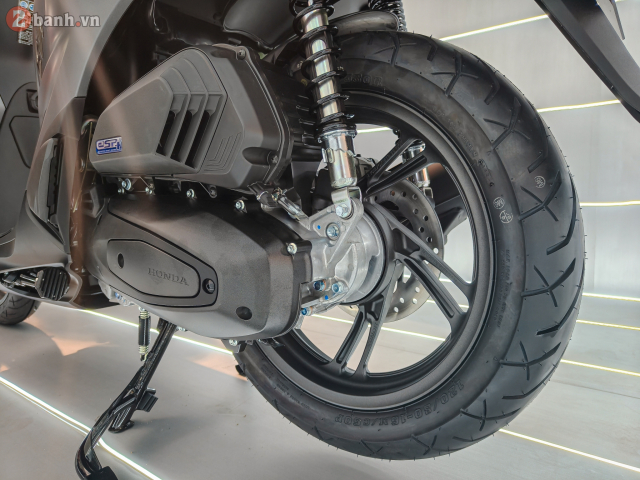 Can canh Honda SH125i va SH160i 2026 voi giao dien hoan toan moi vua ra mat tai nuoc ta - 31