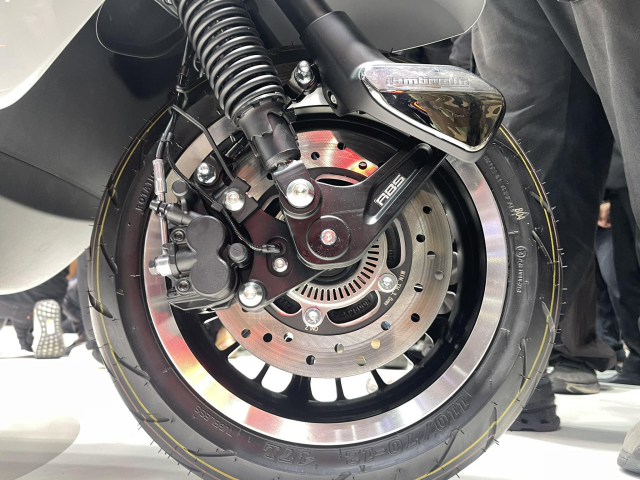 Can canh Lambretta J200 2026 vua ra mat voi gia ban chi 78 trieu Dong - 14