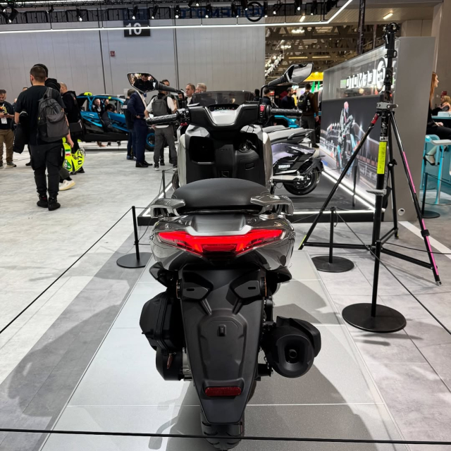 CFMoto SCF 125 doi thu moi cua PCX 125 NMax 125 Vuot troi ve thiet ke cong nghe va su tien loi - 12