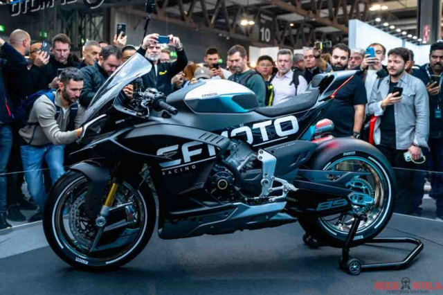 Cfmoto v4 sr-rr - khi người mới nổi khiến ceo ducati phải dừng chân nghiên cứu - 3