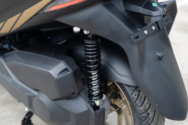 Chi tiet Zontes 368E vua ra mat thi truong Viet Nam voi gia ban chi 125 trieu dong - 24