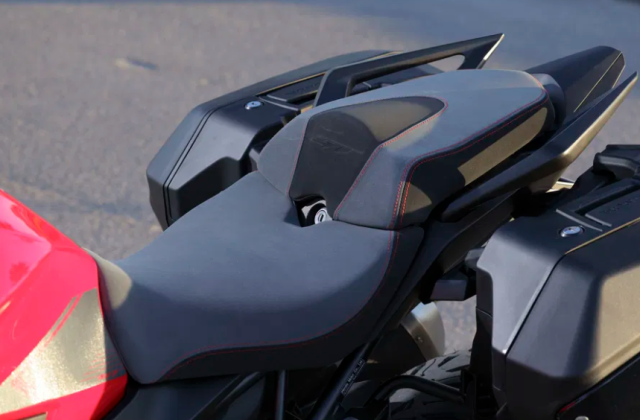 Đánh giá honda cb1000gt 2025 - lý trí bảo là xe du lịch trái tim bảo đây là quái vật - 13