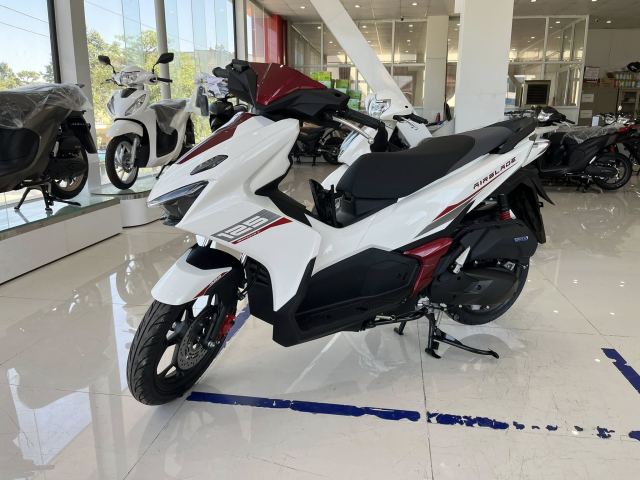 Honda Air Blade 2026 co mat tai cac dai ly som hon du kien Du doan se la xe HOT cuoi nam nay - 8