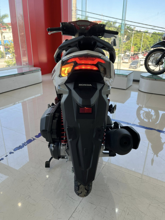 Honda Air Blade 2026 co mat tai cac dai ly som hon du kien Du doan se la xe HOT cuoi nam nay - 14