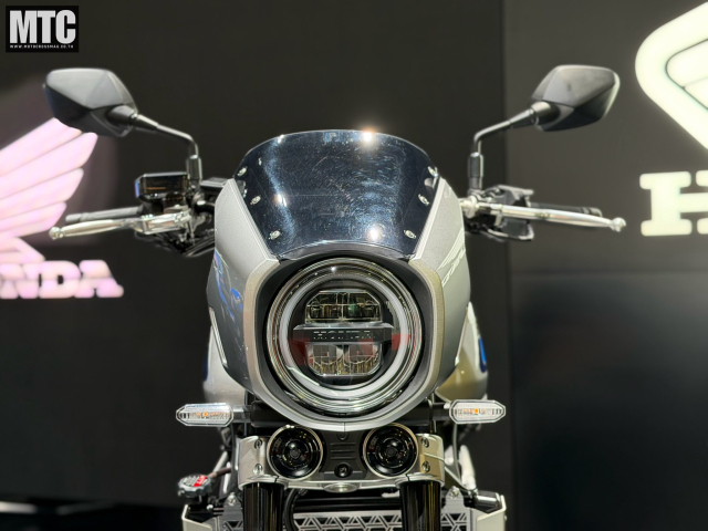 Honda CB1000F SE 2026 Freddie Spencer Khi huyen thoai quay tro lai voi dien mao moi - 4