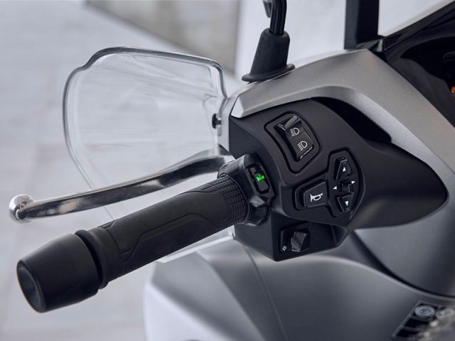 Honda SH125i va 150i 2026 trinh lang tai Y Co nhieu trang bi hon va phoi mau thu vi hon o nuoc ta - 8