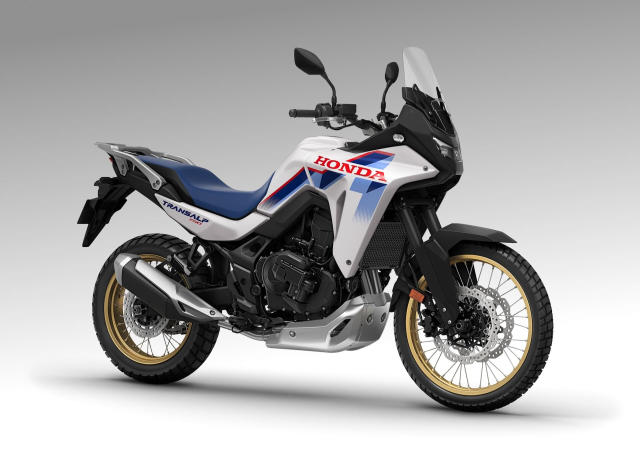 Honda xl750 transalp e-clutch ra mắt thái lan khi công nghệ chạm đúng nỗi khổ của người mê adv - 1
