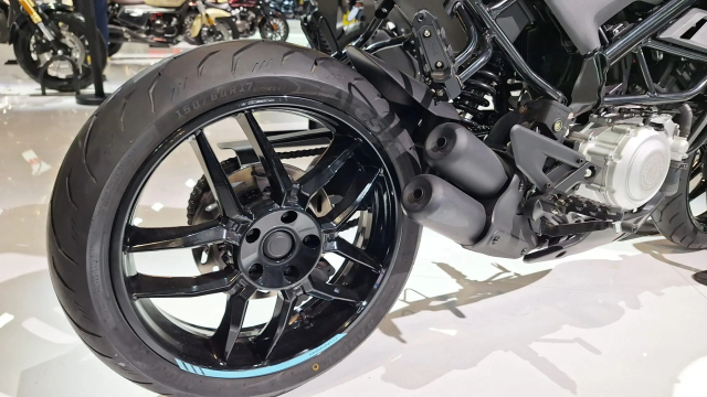 Kham pha tan binh Morbidelli N125V Dong co VTwin uy luc ABS 2 kenh TCS va co giao dien cuc dep - 10