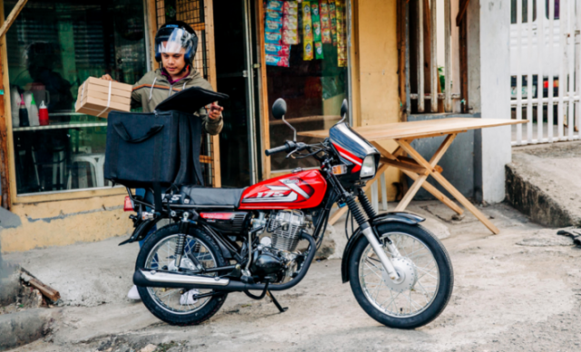 Mẫu xe côn tay 175cc có kiểu dáng giống honda cd70 vừa trình làng với giá chỉ 195 triệu đồng - 3