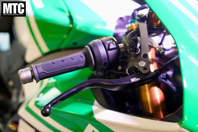 Panigale V4 Tricolore 2025 trinh lang Khi Tinh than Y cham den gioi han cuoi cua dam me - 8