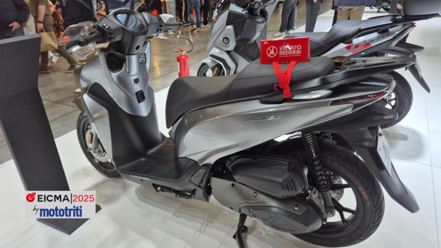 Qjmotor sq 350 kẻ thách thức honda sh350i ngay tại lục địa già với giá bán khoảng 132 triệu đồng - 4
