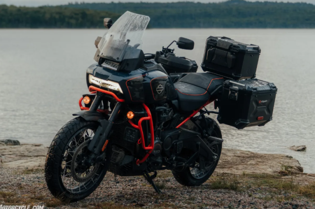 Ra mat HarleyDavidson CVO Pan America 2026 Khi chat My bang rung vuot nui