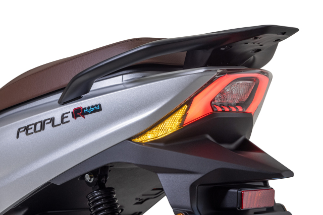 Ra mat Kymco People R Hybrid 125 Ke gat gio Honda SH125i tai luc dia gia - 12