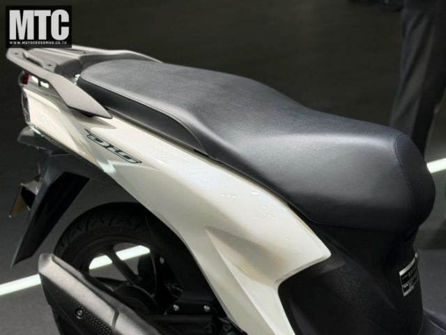 Soi chi tiet Honda Dio Lite tai JMS 2025 Tim diem khac biet so voi phien ban tieu chuan - 6