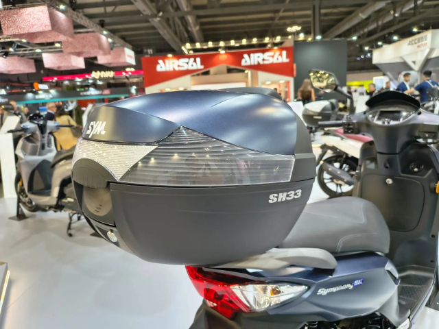 SYM Symphony SR 2026 khac biet voi dien mao hoan toan moi tai EICMA 2025 - 8
