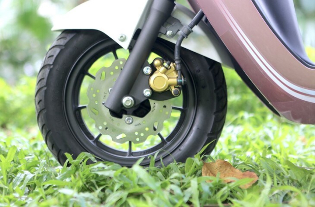 Thay ma phanh xe dien khong dung cach co the khien ban tra gia dat - 3