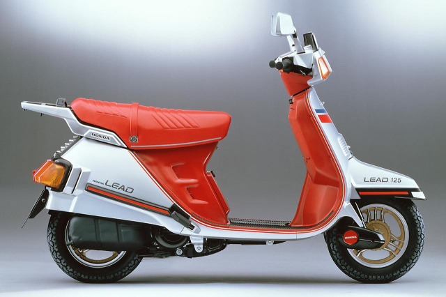 Tiền bối của dòng xe ninja honda lead 125 ra đời vào năm 1982 trông như thế nào - 4