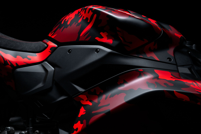 Trinh lang Ducati Panigale V2 MM93 FB63 Khi dam me duong dua mang dau an hai huyen thoai - 30