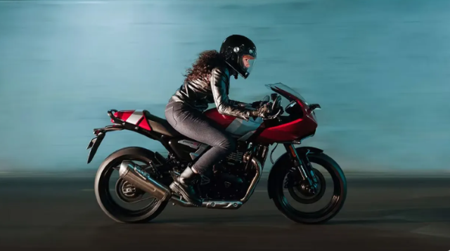 Triumph Thruxton 400 Street Tracker 400 Bo doi moi cham ngo nuoc My