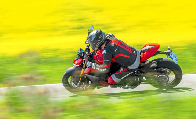 V2 hay V4 Cuoc chien trong chinh gia dinh Streetfighter - 5