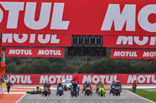 Valencia GP 2025 Khi ke manh vap nga ke tham lang troi day va ca mot mua giai goi gon 27 vong dua - 8