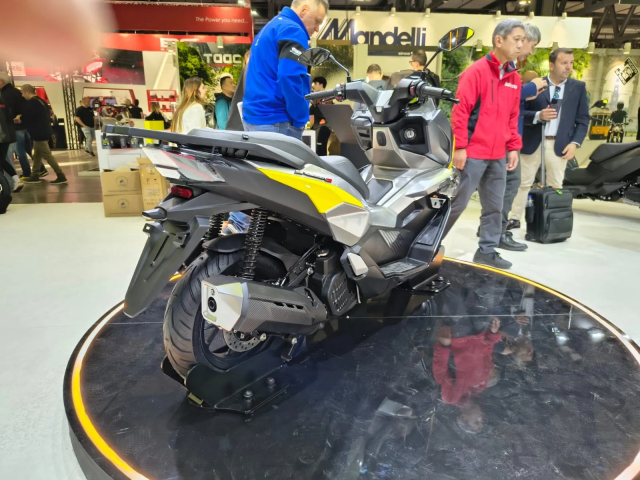 Voge SR125 GTS Doi thu moi cuc ki dang gom cua Honda PCX 125 tai luc dia gia - 22