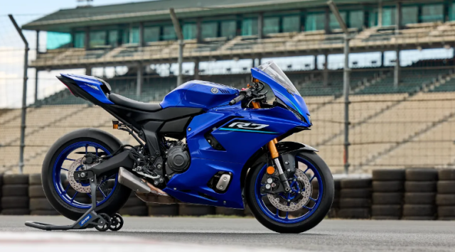 Yamaha R7 buoc vao World Sportbike 2026 Khi ke thach thuc chinh thuc truong thanh