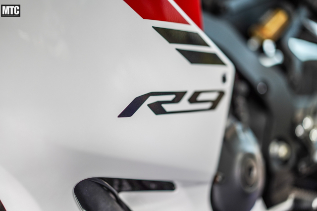Can canh Yamaha YZFR9 2025 Khi manh ghep con thieu cua dong R cuoi cung da xuat hien - 22