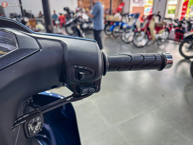 Cận cảnh honda dream ncx 2026 vừa cập bến thị trường việt nam với 3 màu mới cực đẹp - 13