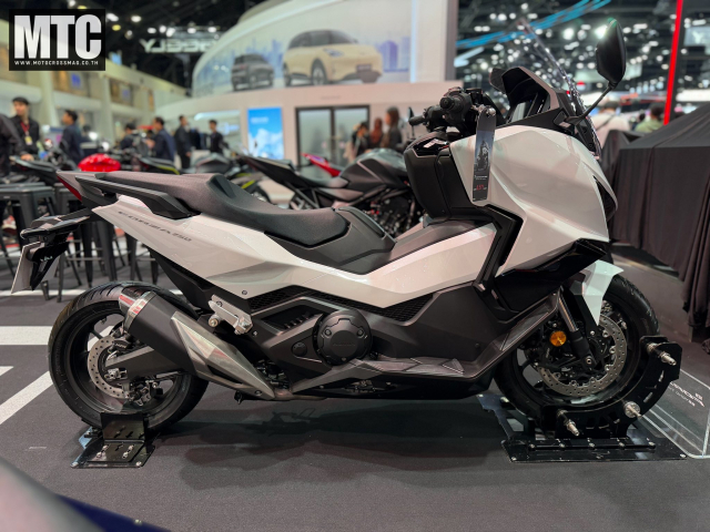 Cận cảnh honda forza 750 2026 thiết kế mới công nghệ nhiều hơn - 3