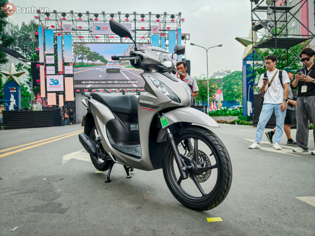 Cận cảnh honda vision 2026 vừa ra mắt tại honda thanks day với giá bán không đổi - 1