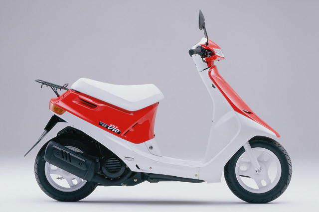 Hồi ức 2 bánh - nhìn lại honda dio đời đầu 1988 từng làm thay đổi khái niệm xe tay ga cho giới trẻ - 4