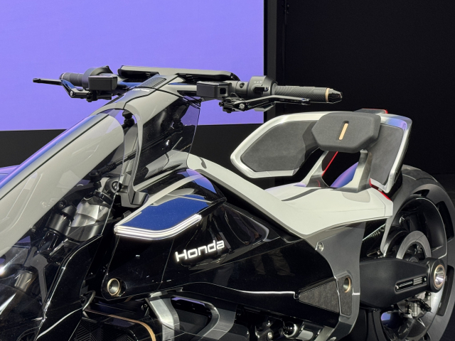 Honda ev outlier concept khi honda phá khuôn để tìm ngôn ngữ mới cho xe máy điện - 5