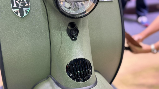Khám phá mẫu xe ga cổ điển chạy đường đất vừa ra mắt với giá bán ngang ngửa honda sh160i - 12