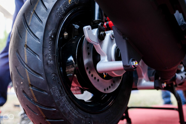 Kymco k1 sport special edition ra mắt phanh đĩa kép màn hình lcd cốp to hơn lead và giá cực tốt - 8
