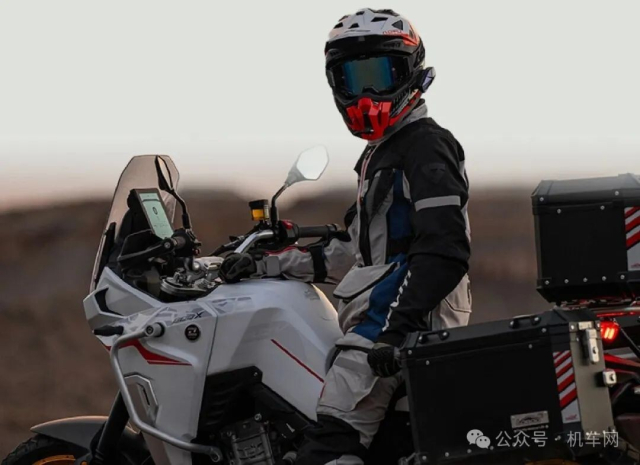 Ra mắt kove 800x touring chiếc transalp giá mềm đang khiến diễn đàn dậy sóng - 3