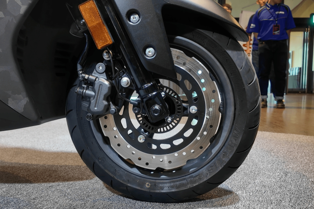 Vua ra mat da ban duoc hon 5000 chiec Mau xe ga moi cua Yamaha dinh that - 10