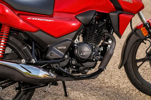 Xem ae biker châu âu đánh giá thế nào về honda cb125f 2026 mới khi vừa chạy thử - 3